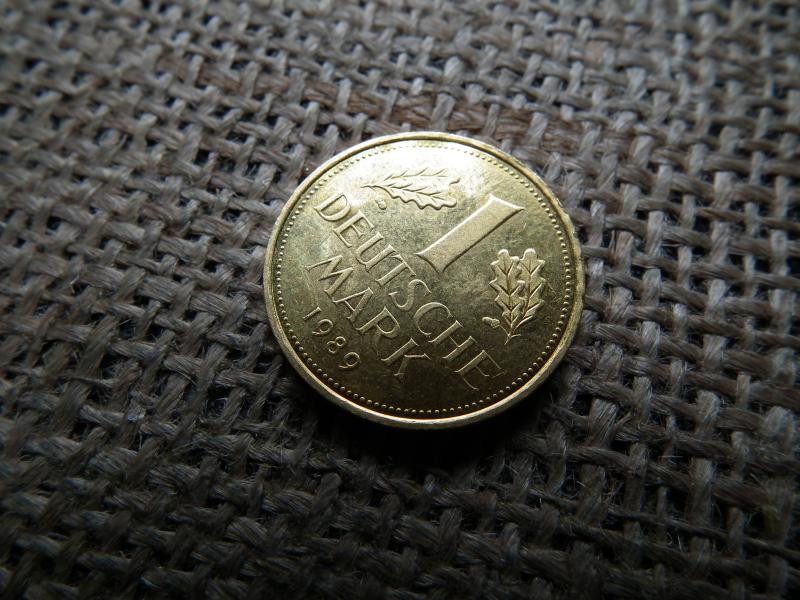 Aranyozott 1 márka 1989 J, Németország