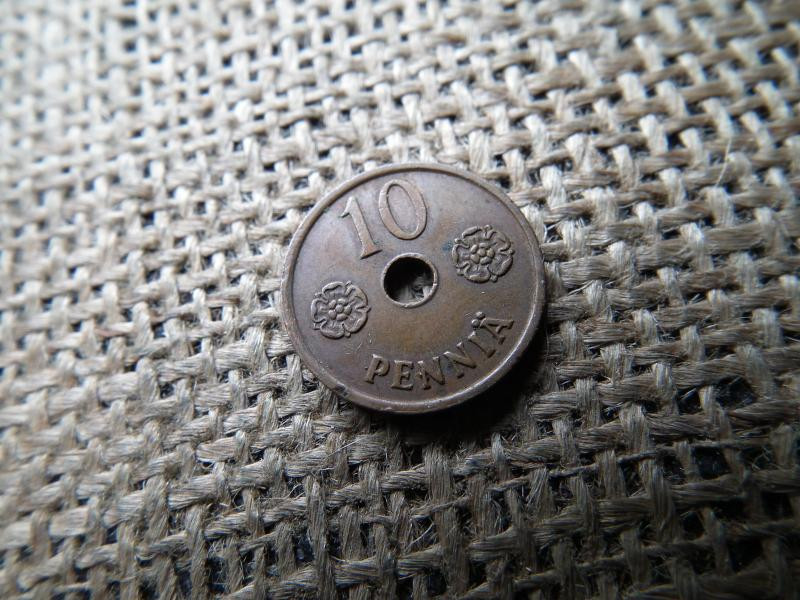 Finnország 10 pennia, 1942