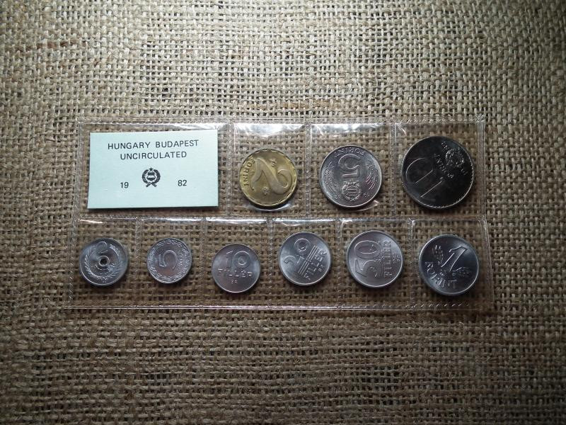 1982-es forint és fillér sor, hibás, fóliás, R
