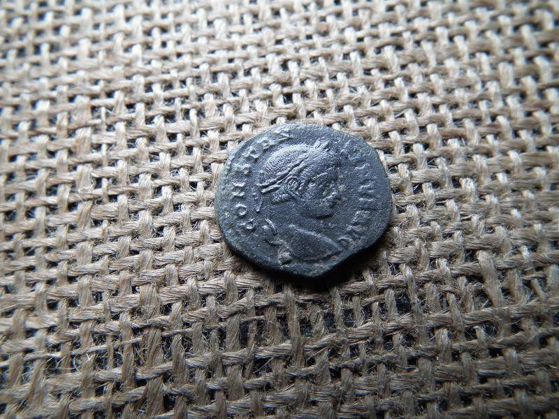 Nagy Konstantin Bronz Érme, 4. század, Ritkább példány