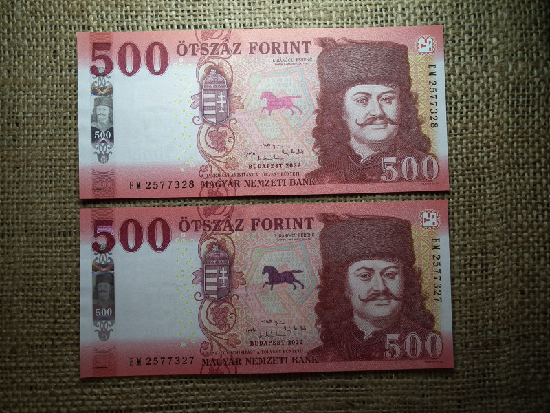 500 forint 2022 EM  UNC 2 db sorszámkövető 