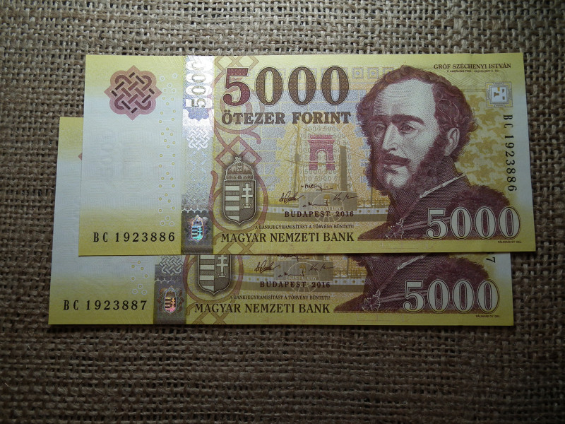 5000 Forint Bankjegy 2016 BC UNC 2 db sorszámkövető 