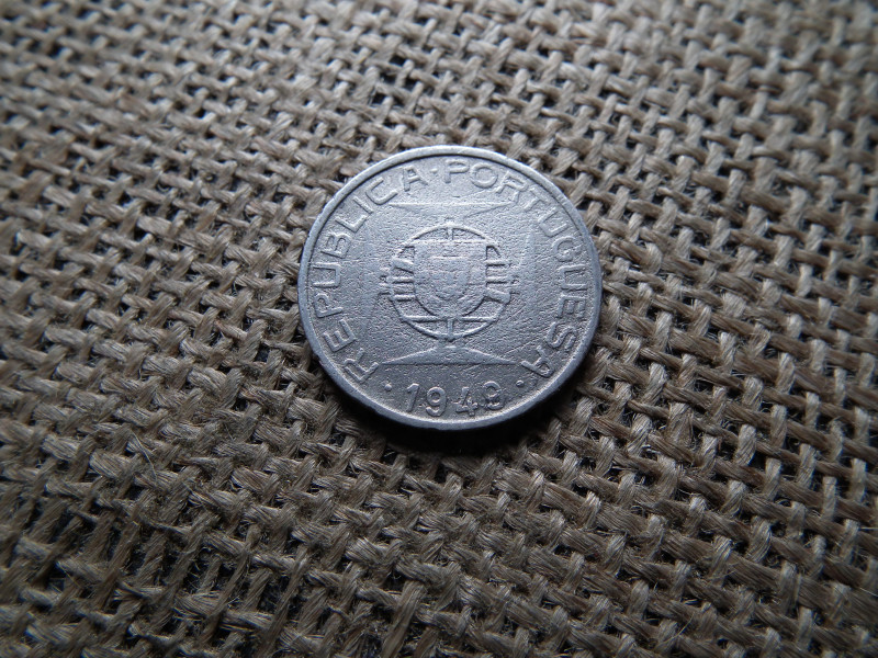 Mozambik ezüst 5 escudos 1949 , escudo 