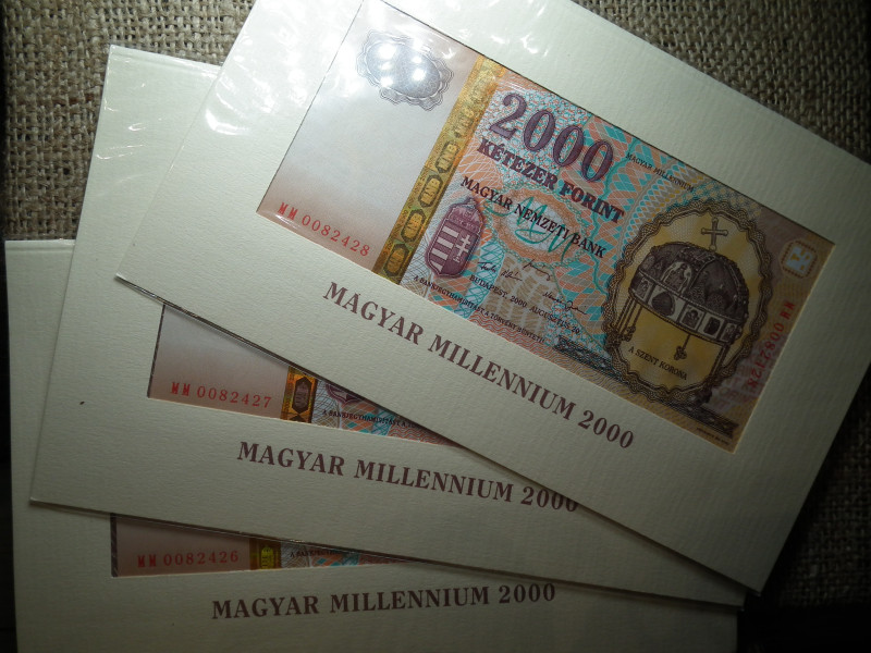 2000 forint 2000 , Millennium ! UNC , sorszámkövető ! 3 db 