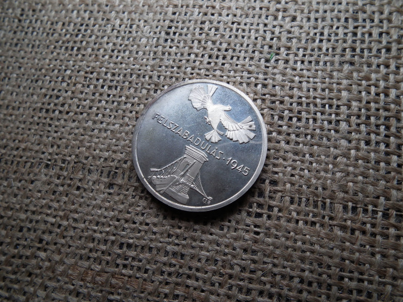 200 FORINT 1975 - FELSZABADULÁS Ezüst PP