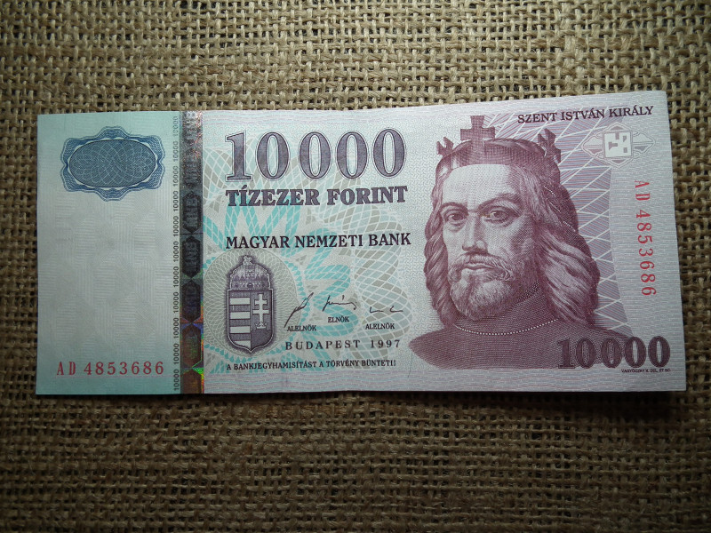 10000 forint 1997 AD