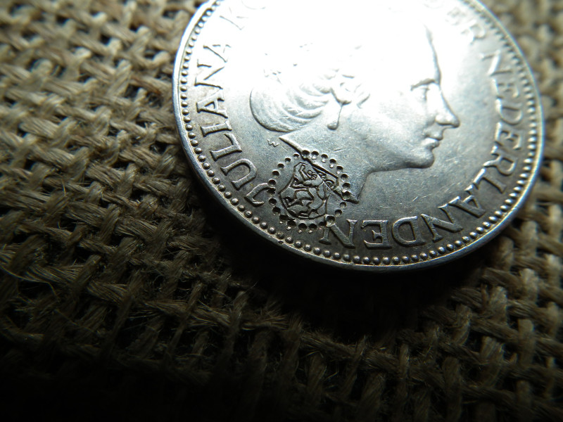 Hollandia , ezüst 2 1/2 gulden 1961 , ritka felülnyomással ! 