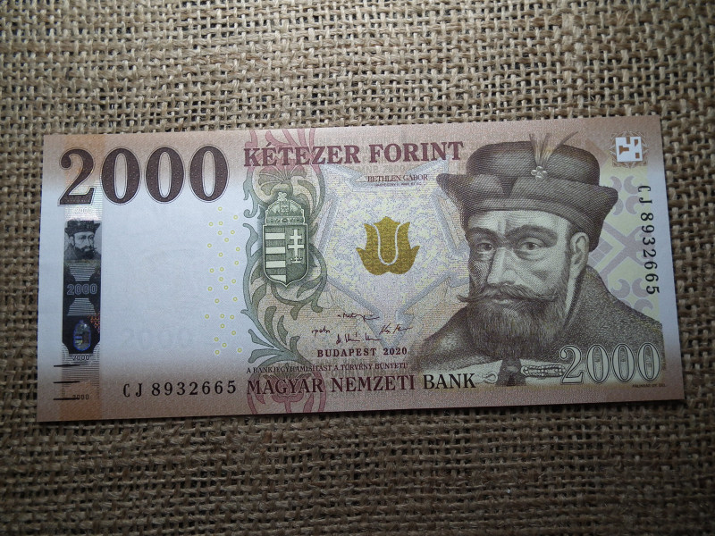 2000 forint 2020 CJ , UNC