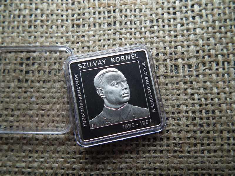 2000 forint 2015 PP , Szilvay Kornél 