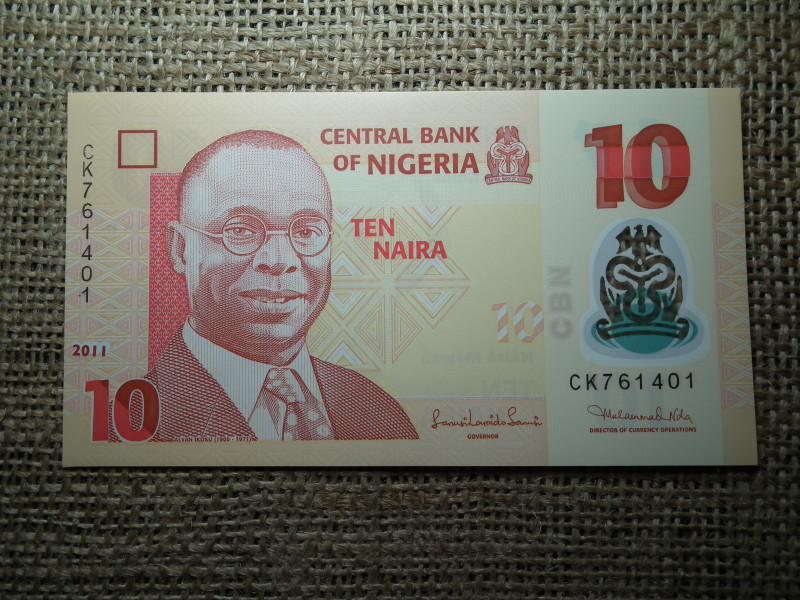 Nigéria , 10 naira 2011 UNC  , B1