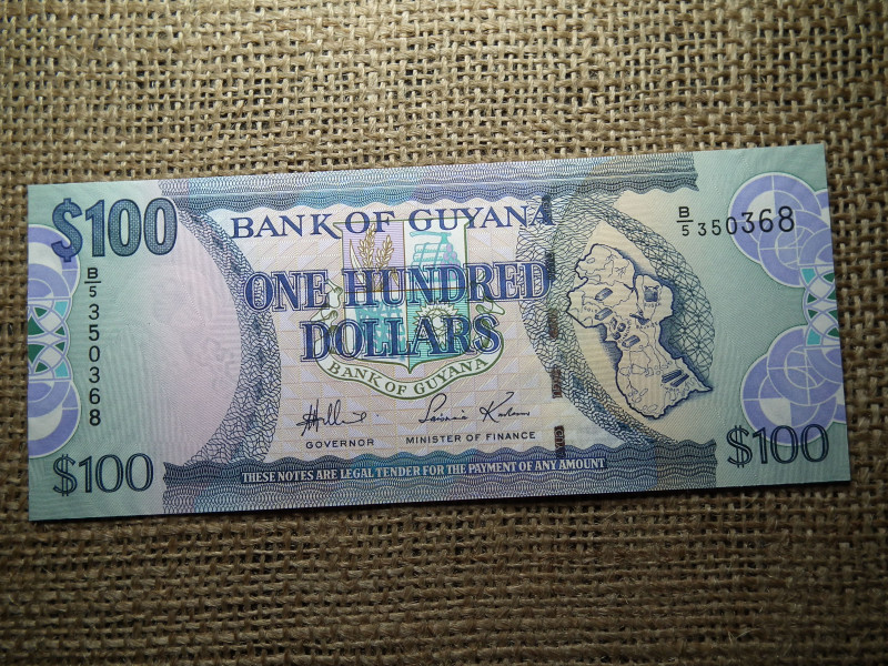 Guyana 100 dollars 2005 - 2022  , dollár , UNC , B1
