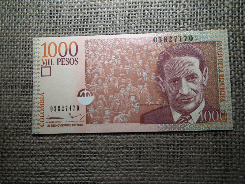 Kolumbia 1000 pesos 2010 UNC , B1