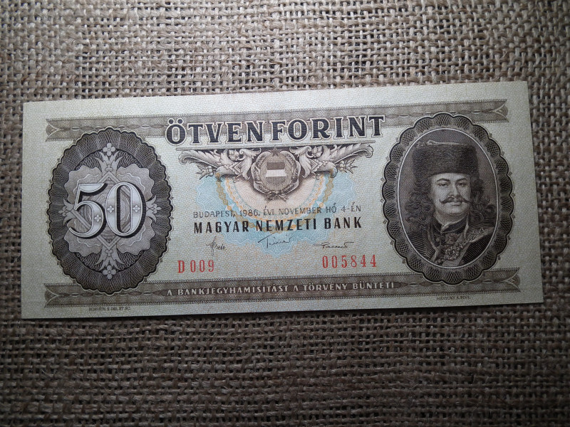 50 forint 1986 , hajtatlan 