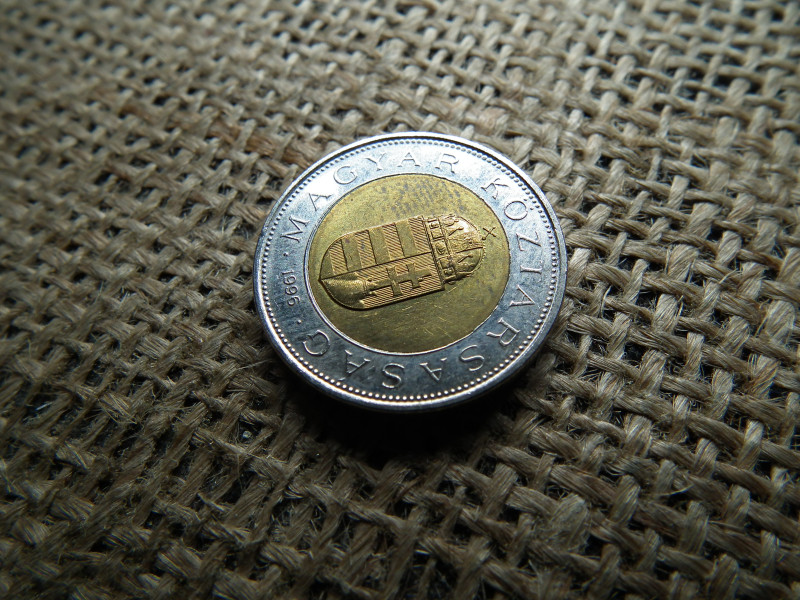 100 forint 1996 bicolor , extra 