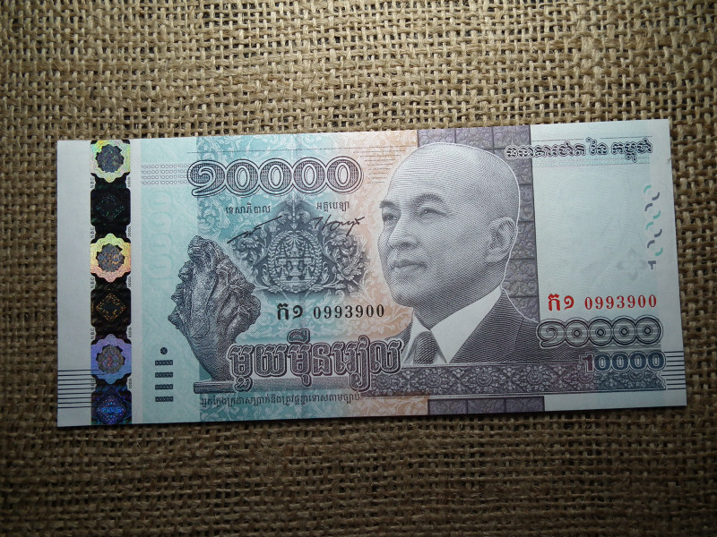 Kambodzsa 10000 riels 2015 UNC , C1