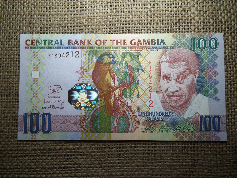 Gambia 100 dalasis 2013 UNC , C1