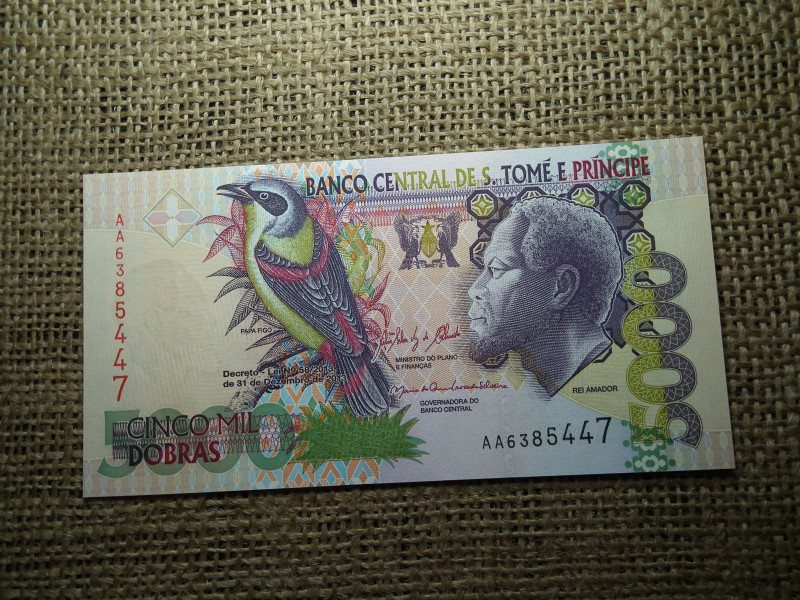 S . Tomé 5000 dobras 2013 UNC , C1