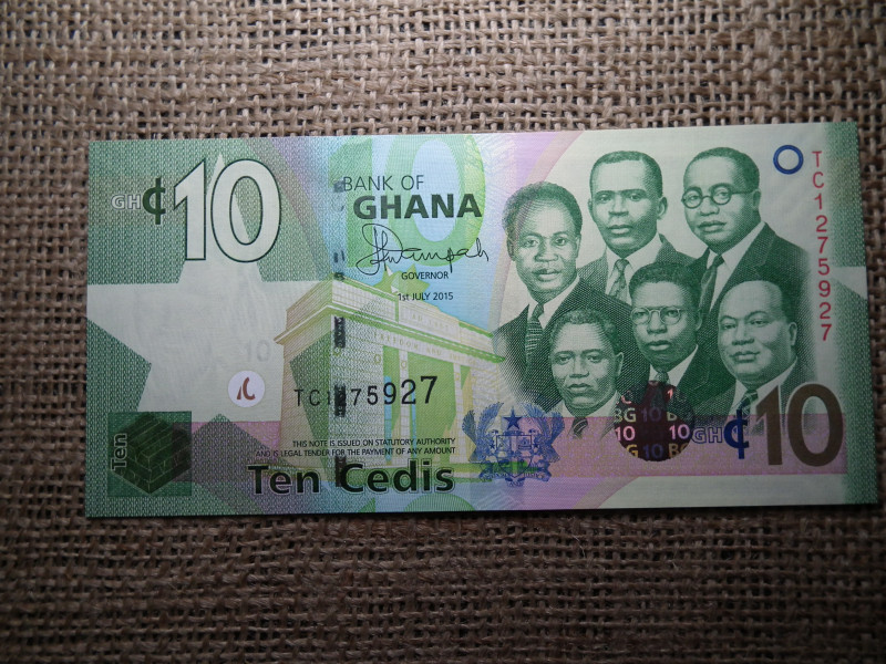 Ghána 10 cedis 2015 UNC , C1