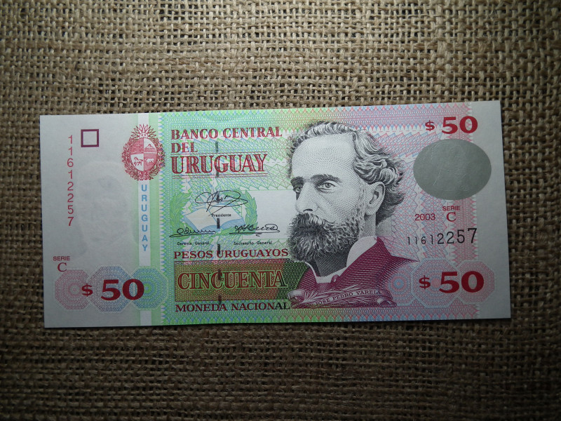 Uruguay 50 pesos 2003 UNC , C1