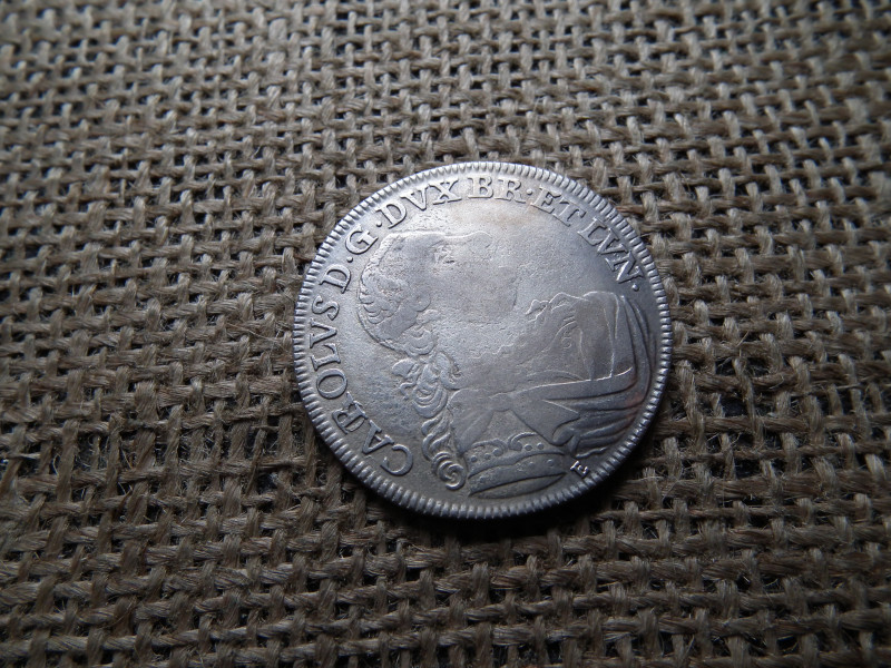 Braunschweig-Wolfenbüttel Fejedelemség , ezüst 2/3 Thaler 1764 - I. Károly , tallér , ritka ! Verdehibás . Carolus , O betű az R alatt 