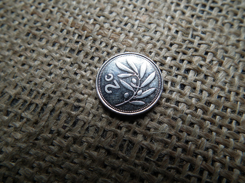 Málta 2 cents 2001 , cent ,   Verdefényes 