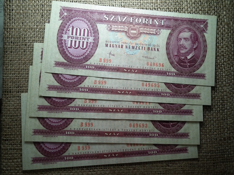 100 forint 1984 , ef- aUNC , hajtatlan 5 db sorszámkvető , nagyon magas sorozatszám ! B999 