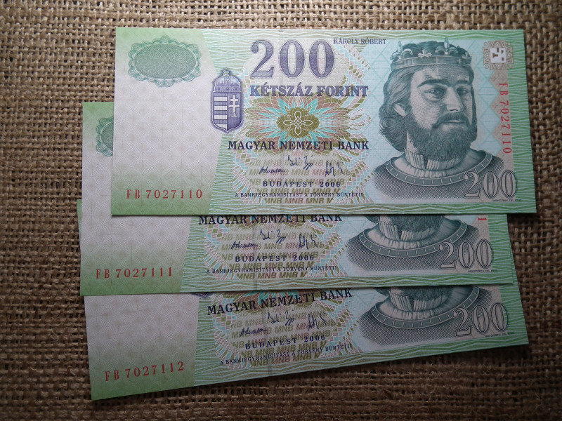 200 forint 2006 FB 3 db UNC , sorszámkövető 