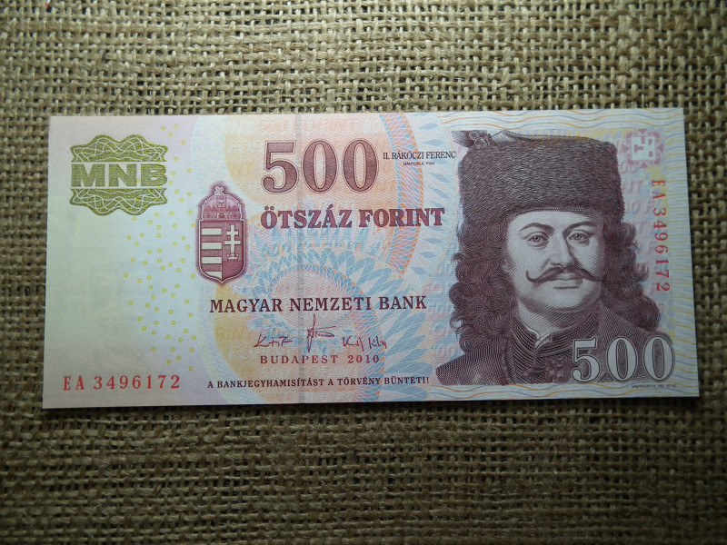 500 forint 2010 EA , UNC 