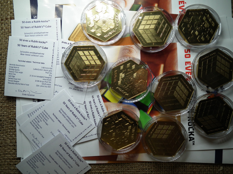 Rubik-kocka 50 éves 3000 forint 2024 - proof-like - bontatlan kapszulában, certivel, prospektussal , ár/db , D