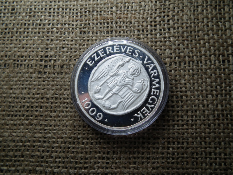 Fejér Megye Közgyűlése 2009 , Ezeréves Vármegyék 1009 , ezüstözött emlékérem