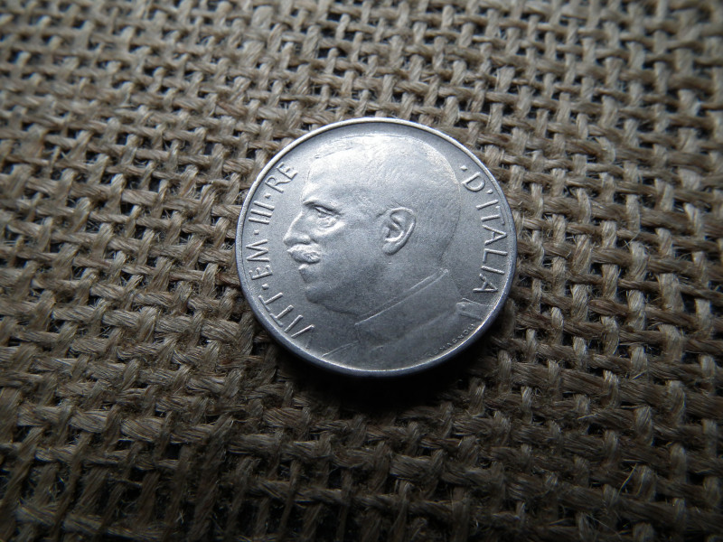 Olaszország 50 centesimi 1925 , Victor Emmanuel III