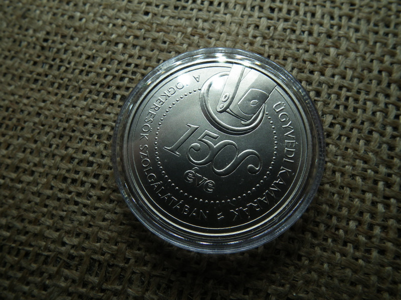 Ügyvédi Kamarák 3000 forint színesfém emlékérme 2025 UNC