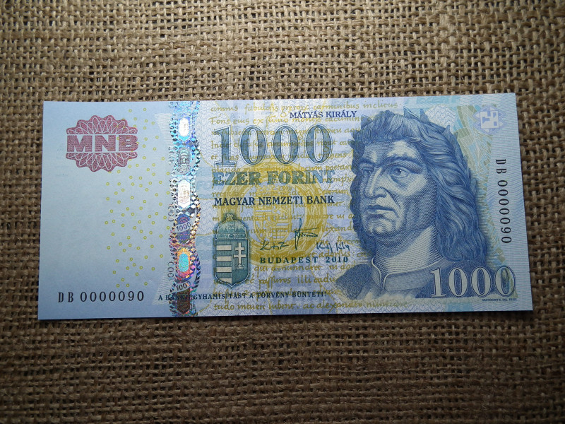 UNC 1000 Forint 2010   DB  0000090 , alacsony sorszám 