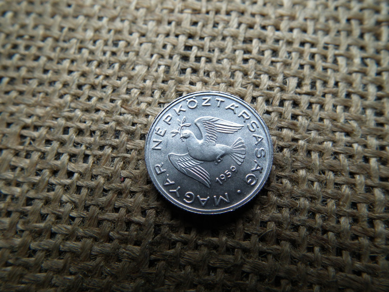 10 fillér 1959 , extra 