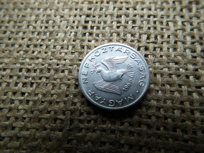 10 fillér 1960 , extra 