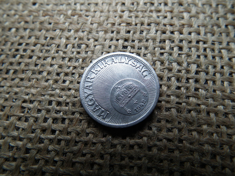 10 fillér 1942 , vas  