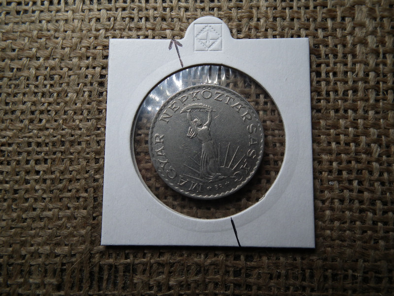 10 forint 1971 , verdehibás , elfordult ! Hibás