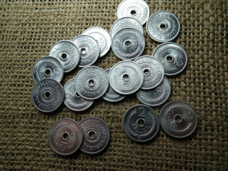 2 fillér 1973 , rolniból , ár / db 