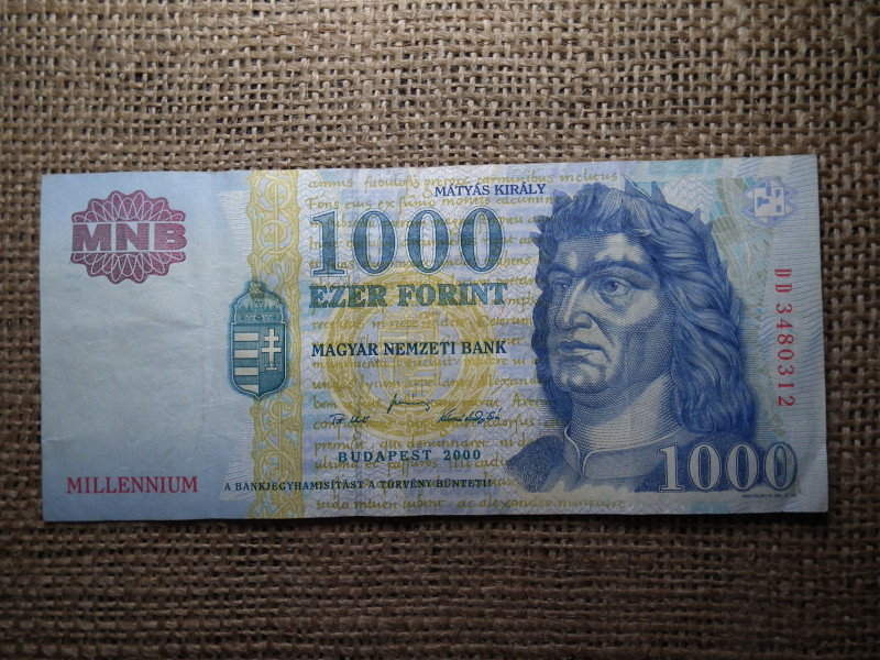 1000 FORINT 2000 DD betűjellel - MILLENNIUM - RITKA!