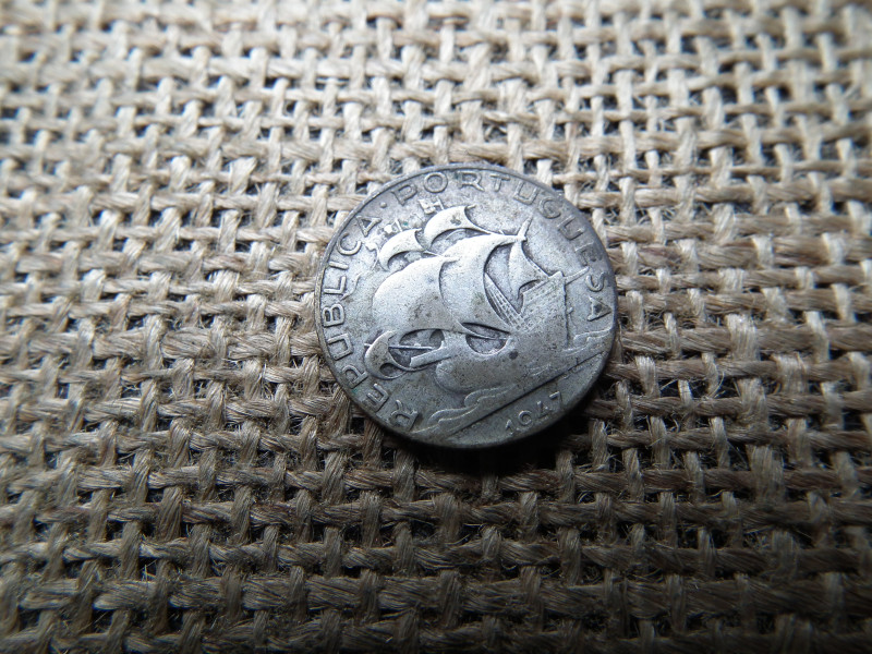 Portugáia , ezüst 2 ,50 escudos 1947 , escudo