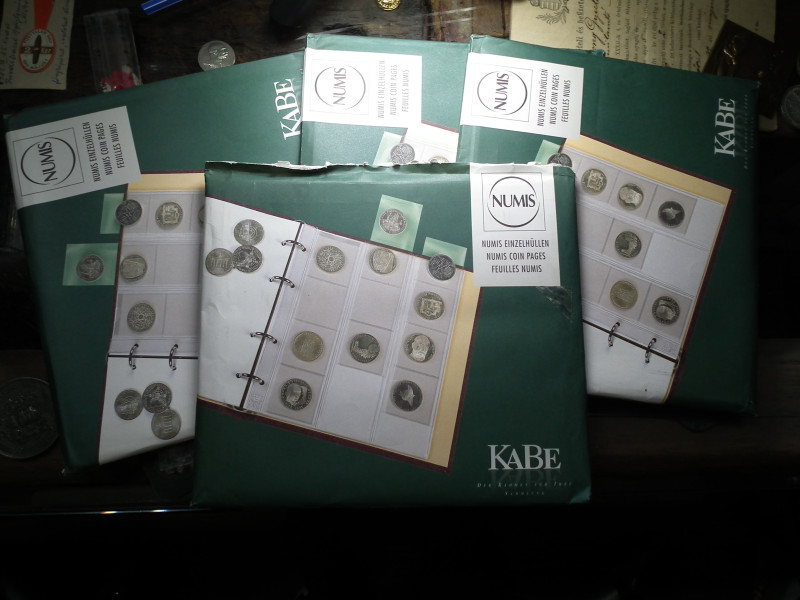 NUMIS Kabe , Érmetartó , éremtartó , érme berakó lap ! 5 db 30 férőhelyes ! Ár / zacskó ( 5 lap , 5 elválasztó ) Új !