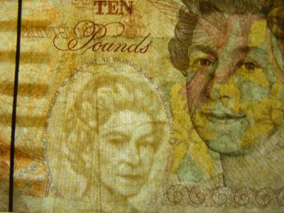 Anglia 10 fontos érme, 2000