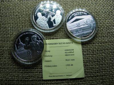 Rendszerváltás szett, 1990, ezüstözött, díszdobozban