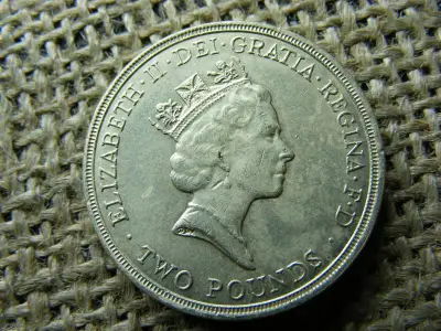2 fontos érme, 1986