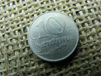 10 Santimu, 1922, Lettország