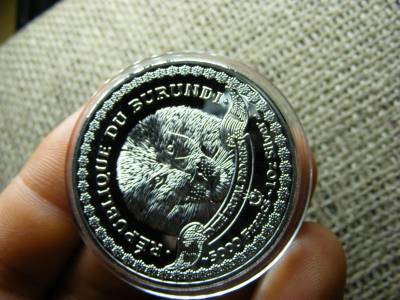 Burundi 5000 francs 2014, ezüstözött érme