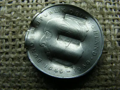 Banki Érvénytelenített 2 márka, 1971