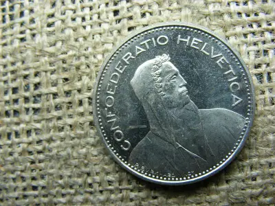 Svájc 5 frank 1983 PP, ritkább