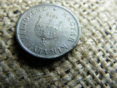 2 fillér 1916 KB, verdehibás, lapkavég