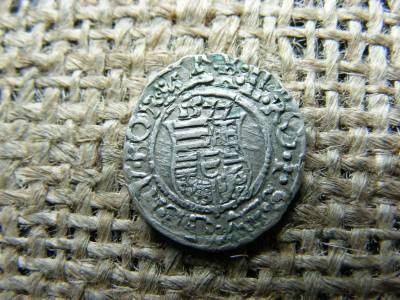 Miksa dénár, 1577, verdehibás